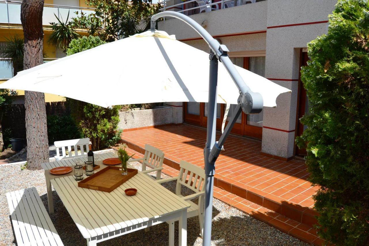 Apartamento Con Jardin Castell-Platja d'Aro Buitenkant foto